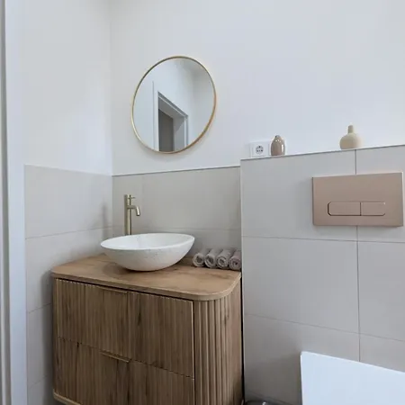 Appartement 3 Flat In Cosy Area Of Düsseldorf