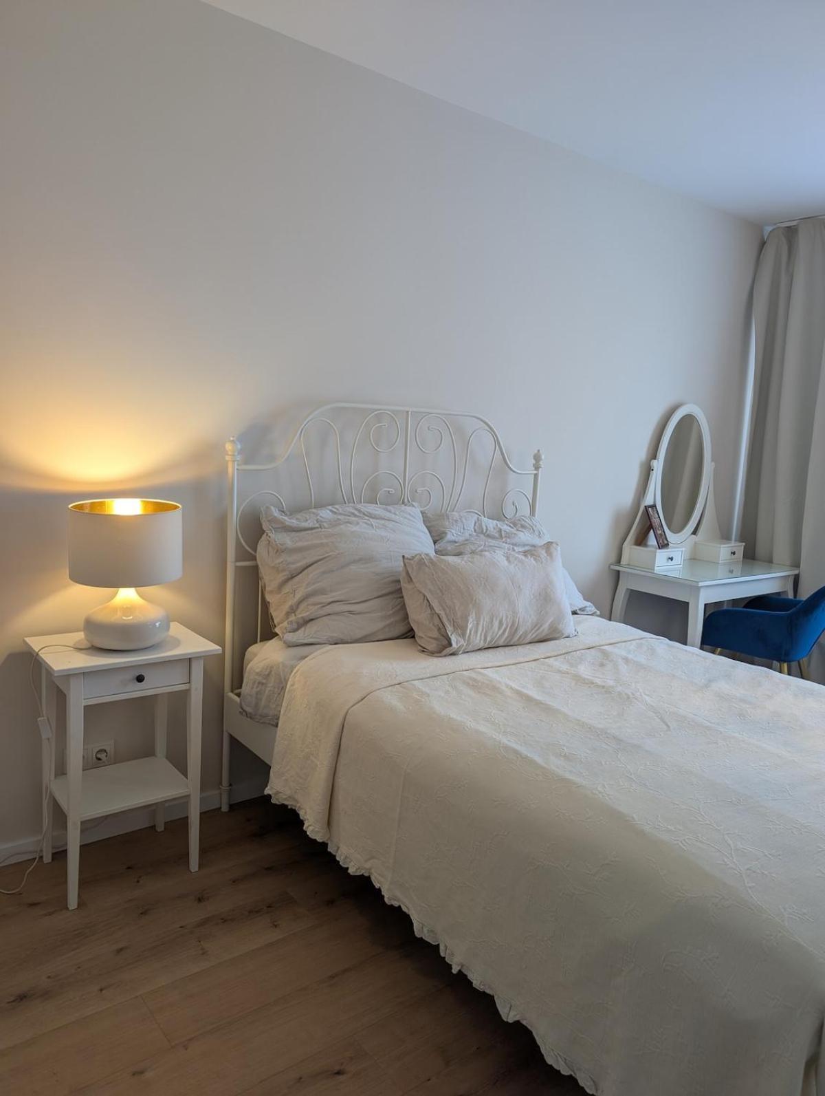 3 Flat In Cosy Area Of Apartment Düsseldorf